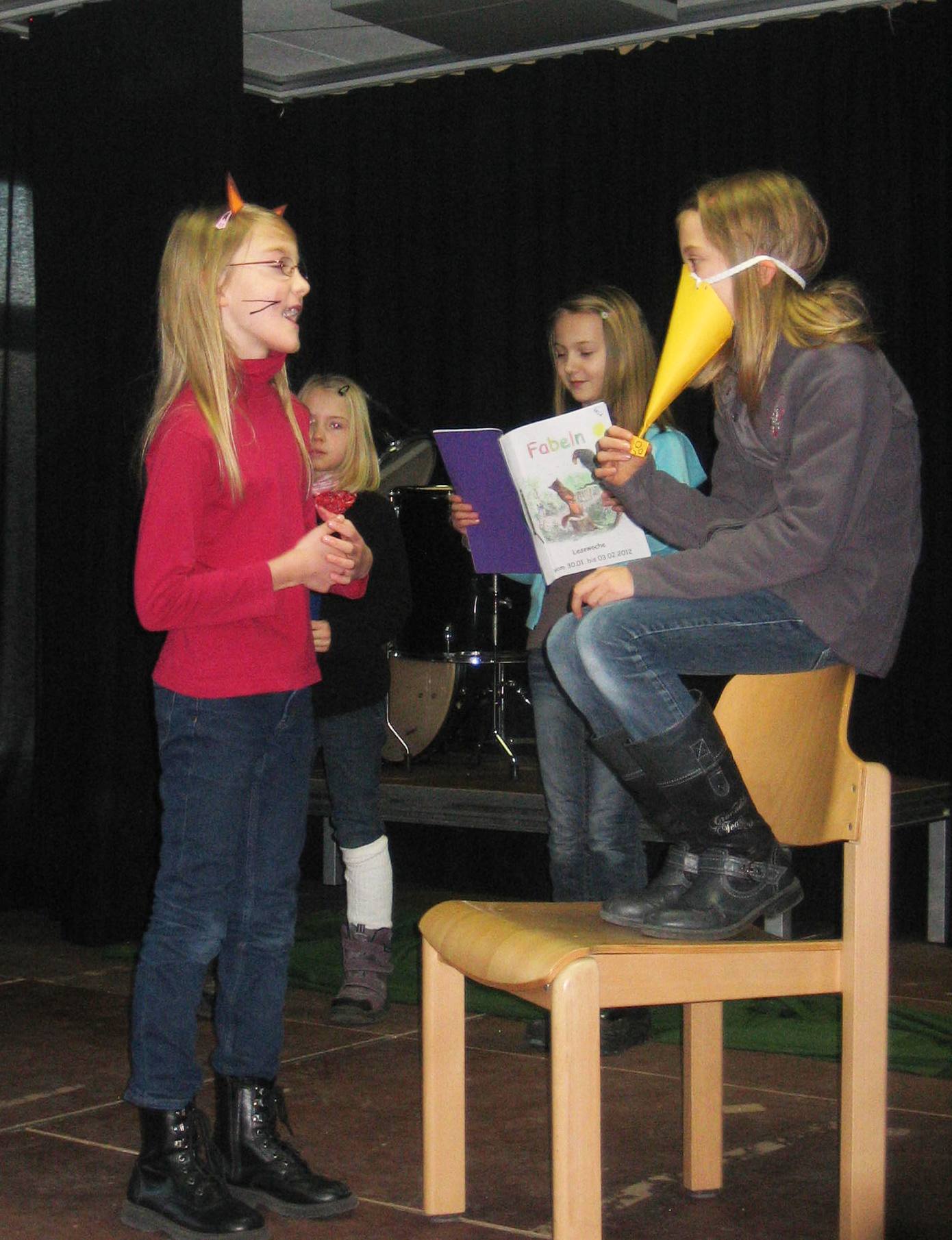 lesewoche_patenklasse4b.jpg
